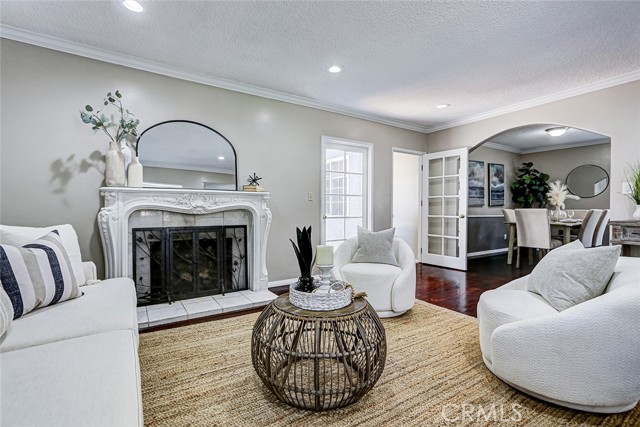 312 N Prospect Avenue, Redondo Beach CA: https://media.crmls.org/medias/094d8643-4379-45ee-a0e2-68a2c3f9b86c.jpg