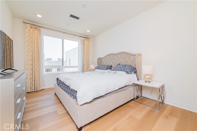 Detail Gallery Image 15 of 33 For 1524 Nolita, Irvine,  CA 92612 - 2 Beds | 2 Baths