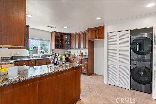 Detail Gallery Image 7 of 25 For 572 W Montana St, Pasadena,  CA 91103 - 4 Beds | 2 Baths