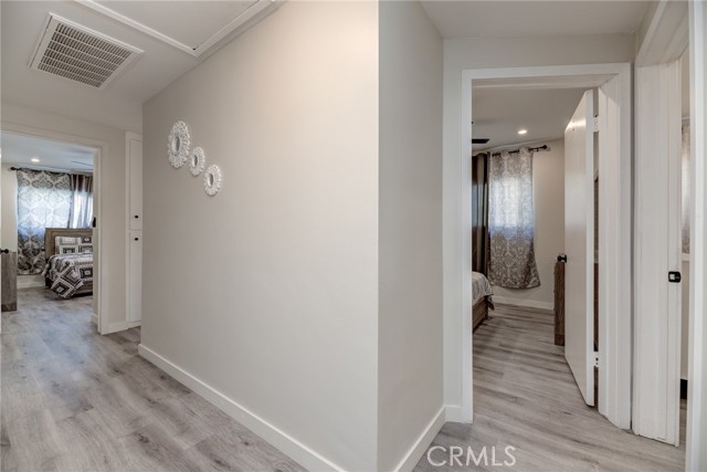 Detail Gallery Image 24 of 51 For 19847 Arminta St, Winnetka,  CA 91306 - 5 Beds | 3 Baths