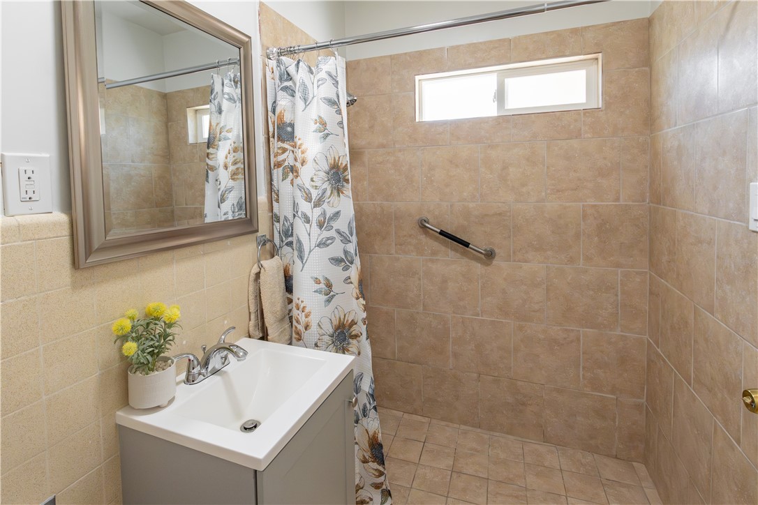 Detail Gallery Image 18 of 36 For 3242 Marine Ave, Gardena,  CA 90249 - 3 Beds | 2 Baths