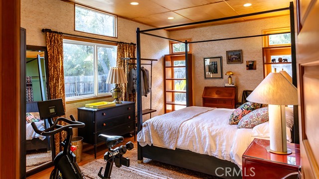 Detail Gallery Image 14 of 22 For 154 Hughes Dr, Camarillo,  CA 93010 - 3 Beds | 2 Baths