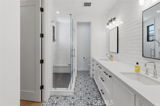 Detail Gallery Image 19 of 36 For 136 Avenida Victoria #C,  San Clemente,  CA 92672 - 2 Beds | 2/1 Baths