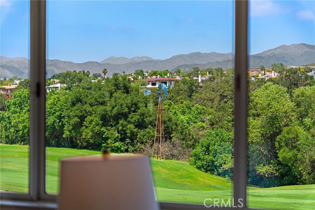 64 Via Barcaza, Coto de Caza CA: https://media.crmls.org/medias/0950813c-c117-486e-9375-d1b3d58bdcb0.jpg