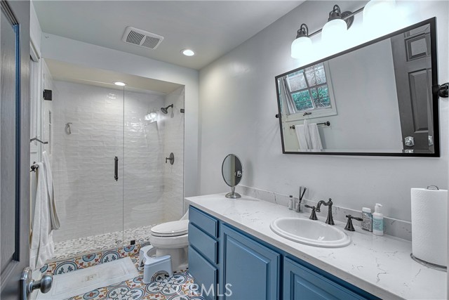 Detail Gallery Image 23 of 30 For 24242 Park Athena, Calabasas,  CA 91302 - 5 Beds | 4/1 Baths