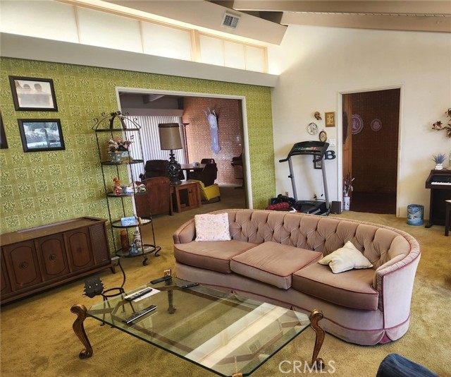 Detail Gallery Image 13 of 38 For 1091 Citrus Dr, La Habra,  CA 90631 - 4 Beds | 2/1 Baths