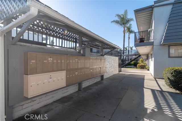 Detail Gallery Image 18 of 20 For 5530 Ackerfield Ave #302,  Long Beach,  CA 90805 - 1 Beds | 1 Baths