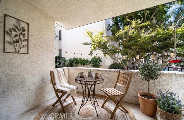 2 Bed Home for Sale in Encino, California