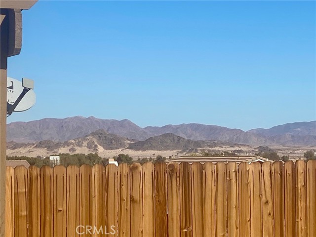 Detail Gallery Image 9 of 9 For 5169 Split Rock Ave, Twentynine Palms,  CA 92277 - 4 Beds | 2 Baths