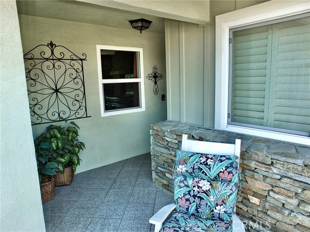 Detail Gallery Image 2 of 26 For 4640 Hazelnut Ave, Seal Beach,  CA 90740 - 4 Beds | 2 Baths
