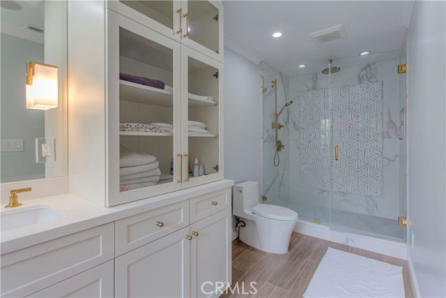 7520 W 90th Street, Los Angeles CA: https://media.crmls.org/medias/0953723f-aa9d-40a9-bcd0-a1079120f936.jpg