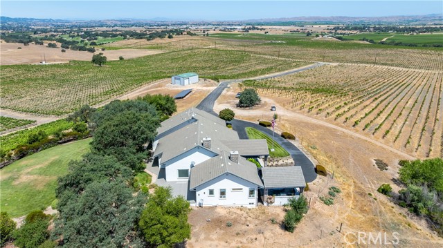4995 Mill Road, Paso Robles CA: https://media.crmls.org/medias/0954b390-e8b8-44aa-8847-164bd1f0bdca.jpg