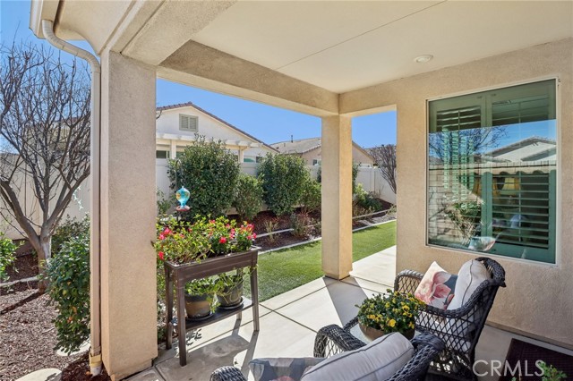 1340 Corte Alamonte, Hemet CA: https://media.crmls.org/medias/09559ca3-6789-4109-8788-4e3bcec7a271.jpg
