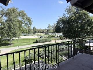 https://media.crmls.org/medias/0955a07e-121e-4f24-beb4-a48454e0dc88.jpg?preset=X-Large