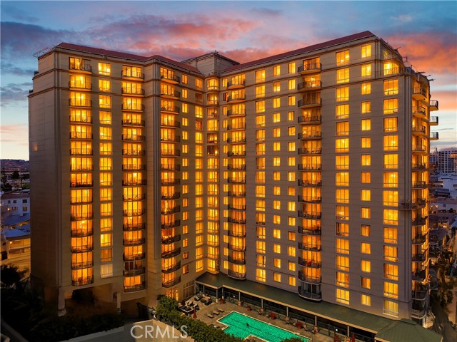 850 E Ocean Boulevard, Long Beach CA: https://media.crmls.org/medias/0955e460-0de0-49d9-aaf5-42e64c9dac37.jpg