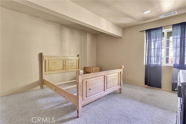 Image 43 of 67 For 810 Oakmont Lane