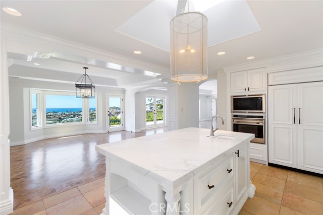 Detail Gallery Image 33 of 46 For 517 Emerald Bay, Laguna Beach,  CA 92651 - 4 Beds | 4 Baths