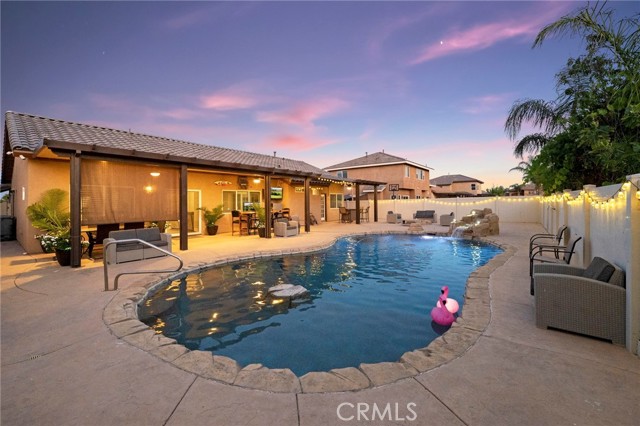 242 Lipizzan Drive, San Jacinto CA: https://media.crmls.org/medias/095797f6-e027-4a0b-950a-f8740fbfec04.jpg