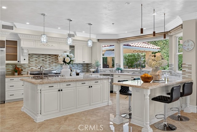 Detail Gallery Image 11 of 68 For 2463 Abadejo, La Verne,  CA 91750 - 6 Beds | 6 Baths