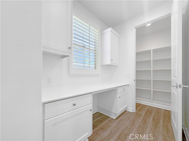 Detail Gallery Image 16 of 19 For 19402 Snowdon Ln, Huntington Beach,  CA 92646 - 4 Beds | 3 Baths