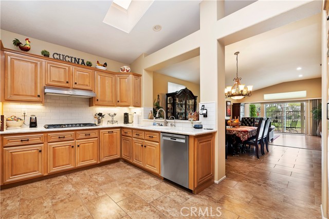 Detail Gallery Image 13 of 51 For 40229 via Marisa, Murrieta,  CA 92562 - 3 Beds | 2 Baths