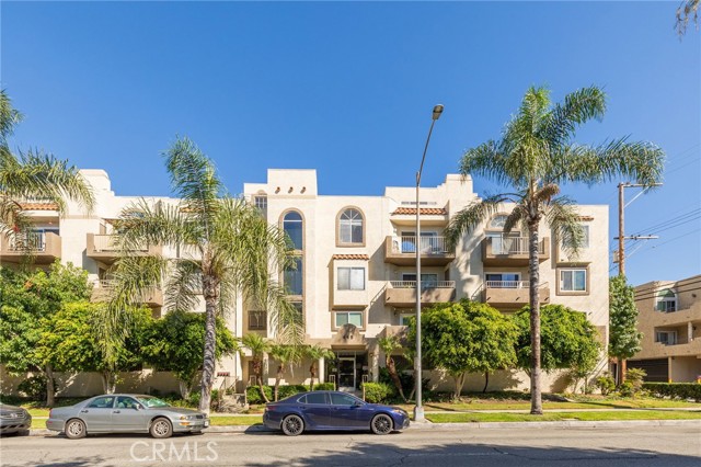 MLS# SB23187458