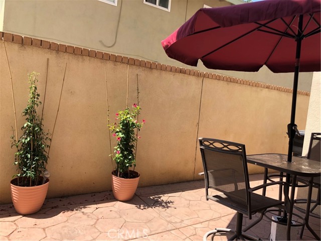 636 S Gladys Avenue, San Gabriel CA: https://media.crmls.org/medias/0959929a-3064-4acf-9d4c-6f66c590c95c.jpg
