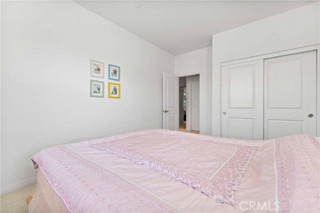 52 Norwich, Irvine CA: https://media.crmls.org/medias/095ab4f9-d442-4f1b-a851-9aef7ce4e017.jpg
