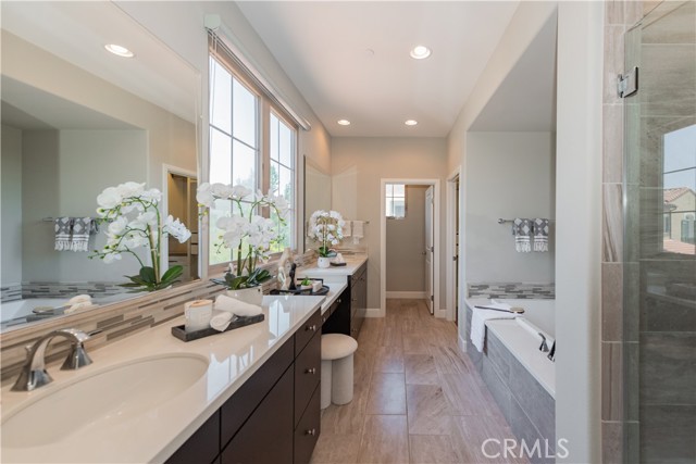 114 Bridle, Irvine CA: https://media.crmls.org/medias/095b601c-e3dc-4440-a7a4-16bc08219815.jpg
