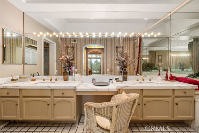 Detail Gallery Image 25 of 31 For 23 Ocean Vista, Newport Beach,  CA 92660 - 2 Beds | 2/1 Baths