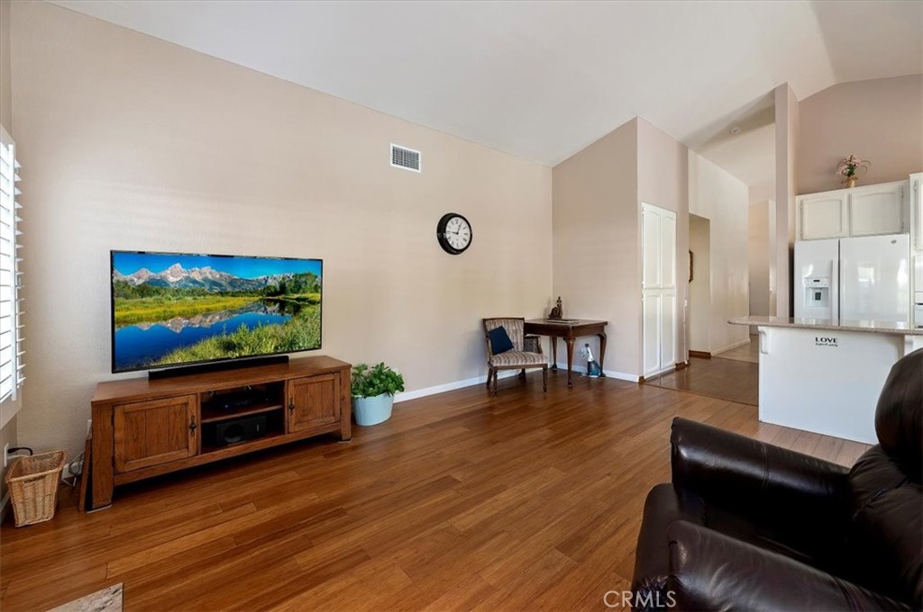 MLS #IV25261910 image #22