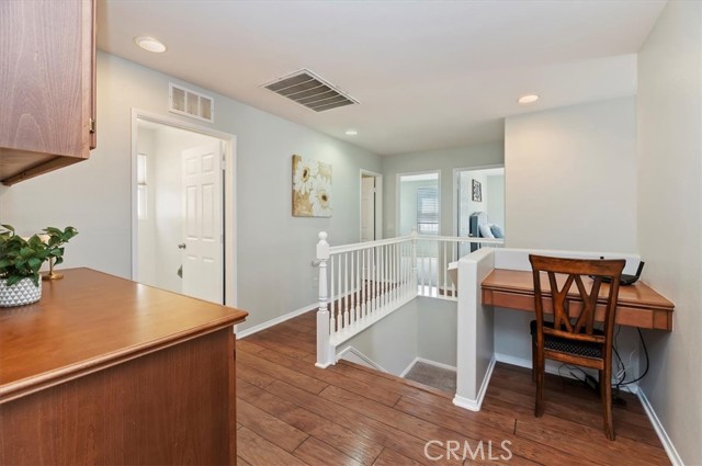 28336 Gatineau Street, Murrieta CA: https://media.crmls.org/medias/095c42df-2d8d-4cf4-8b8a-f585f2ff6ce5.jpg