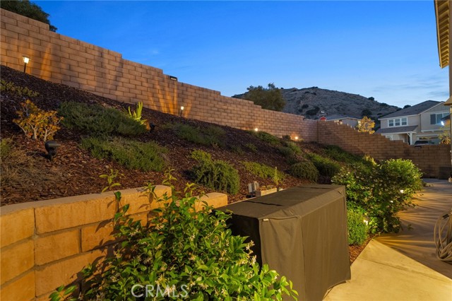Detail Gallery Image 8 of 75 For 11932 Stonefield Dr, Corona,  CA 92883 - 4 Beds | 2/1 Baths