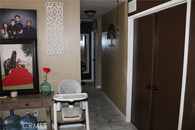 Detail Gallery Image 5 of 20 For 347 Columbine Ct, Perris,  CA 92570 - 3 Beds | 2 Baths