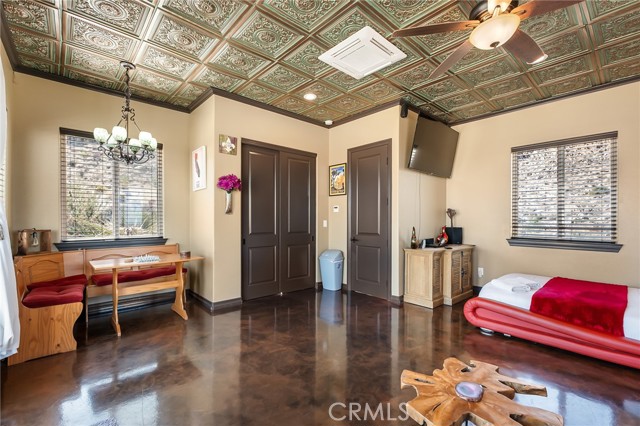 Detail Gallery Image 43 of 58 For 8022 Wesley, Joshua Tree,  CA 92252 - 5 Beds | 4/1 Baths