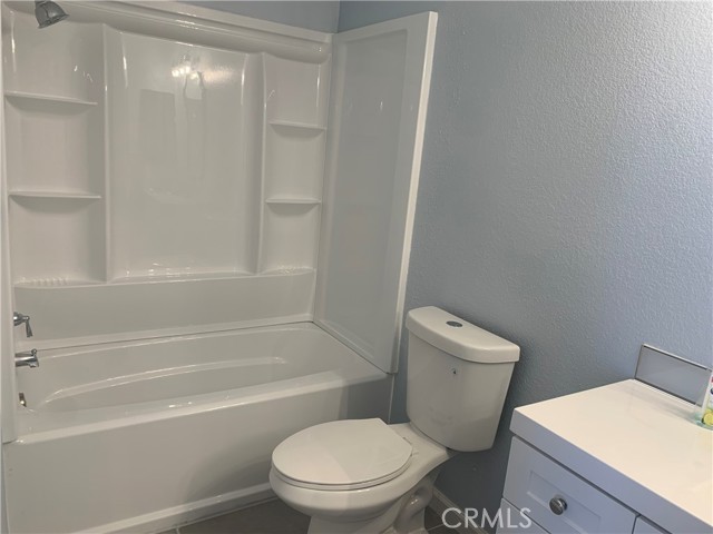 Hall Bathtub