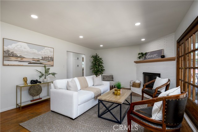 Image 9 of 34 For 8150 Ocean View Avenue