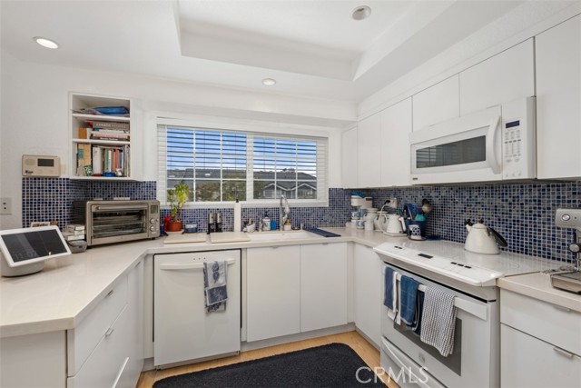 23 Pemberton Place, Laguna Niguel CA: https://media.crmls.org/medias/09600806-da3a-425c-a9f3-95f1947299b1.jpg