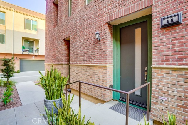 Detail Gallery Image 1 of 1 For 422 W Route 66 #88,  Glendora,  CA 91740 - 2 Beds | 2/1 Baths