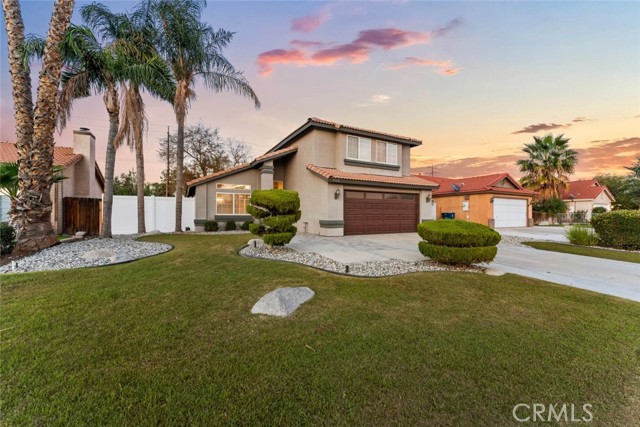 Detail Gallery Image 5 of 51 For 3910 Whirlwind Dr, Bakersfield,  CA 93313 - 3 Beds | 3 Baths