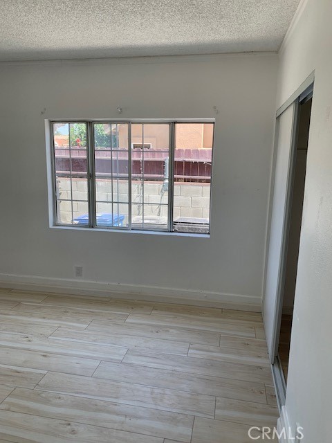 6818 Cedar St, Huntington Park CA: https://media.crmls.org/medias/096294f7-cb52-4e8b-a617-46bb01538836.jpg