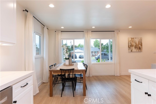 Detail Gallery Image 14 of 48 For 6830 E 10th St, Long Beach,  CA 90815 - 3 Beds | 2 Baths