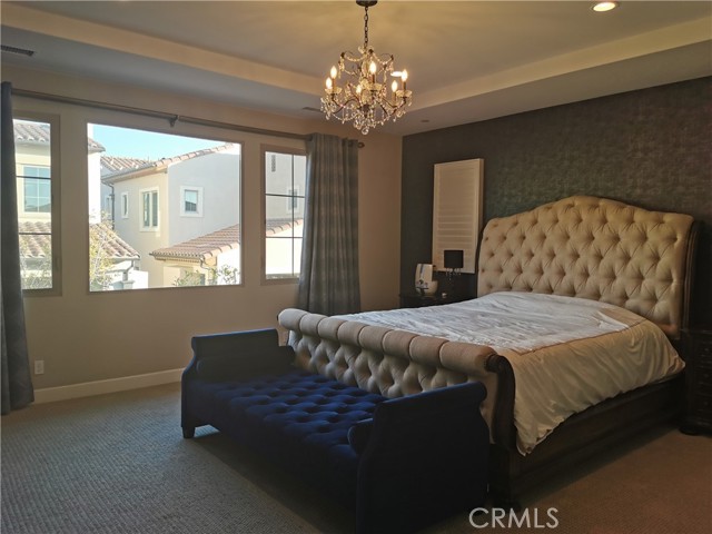 16 Branding Iron, Irvine CA: https://media.crmls.org/medias/096329dc-d280-45cf-944f-e9e116103b7a.jpg