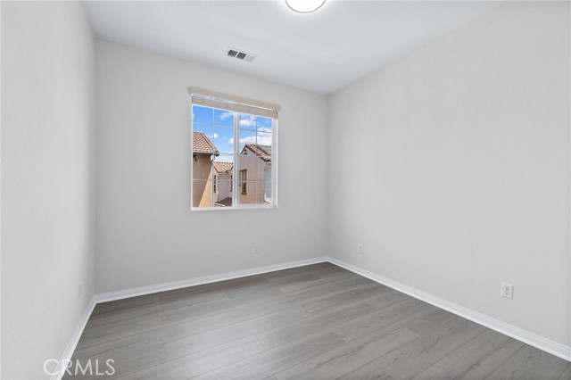 13016 Waterlily Way, Chino CA: https://media.crmls.org/medias/09633bbe-4e57-4090-b941-7854ea8fbbc2.jpg