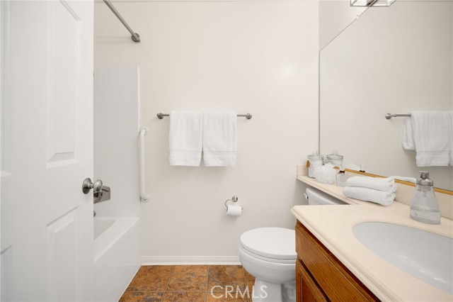 Detail Gallery Image 20 of 31 For 13575 Murphy Hill Dr, Whittier,  CA 90601 - 2 Beds | 2 Baths