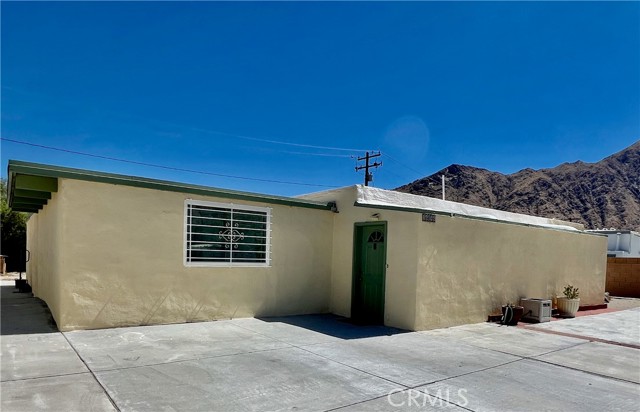 15845 La Vida Dr, Palm Springs, CA 92262