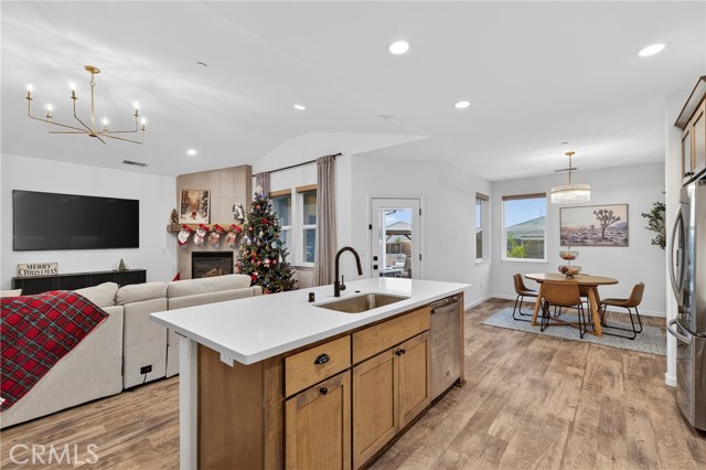 Detail Gallery Image 16 of 53 For 48 Quillstone Loop, Chico,  CA 95928 - 3 Beds | 2 Baths