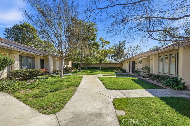 Detail Gallery Image 5 of 12 For 13108 Avenida Santa Tecla 714c,  La Mirada,  CA 90638 - 3 Beds | 2 Baths