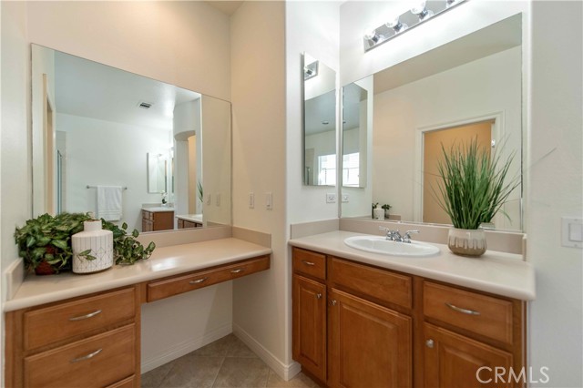 Detail Gallery Image 13 of 21 For 70 Great Lawn, Irvine,  CA 92620 - 4 Beds | 3 Baths