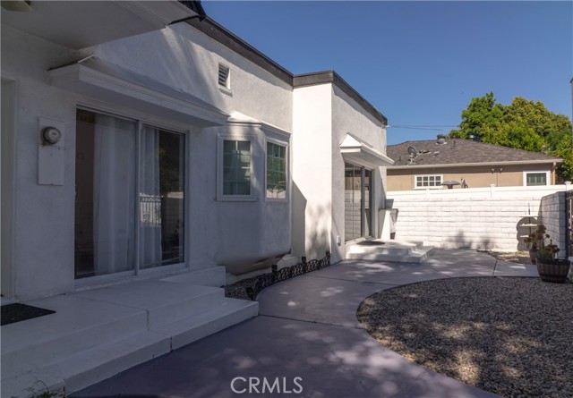 Detail Gallery Image 17 of 47 For 14356 Greenleaf St, Sherman Oaks,  CA 91423 - 3 Beds | 2/1 Baths